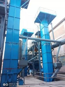 板鏈?zhǔn)教嵘龣C(jī)